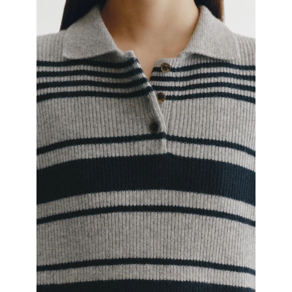Lisa Yang Tinna Stripes Sweater in Sanderling and Deep Navy