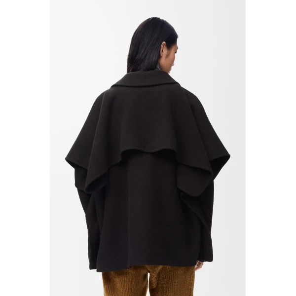 Cape Coat in Wool and Cashmere, Black - Image 5