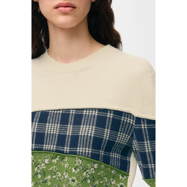 Sweater in Wool, White and Multicolour - Image 5