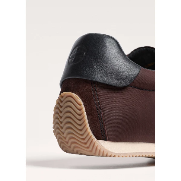 ME+EM Asymmetric Runner in Dark Chocolate