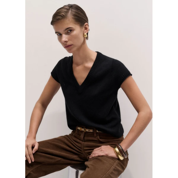 ME+EM Baby Tee in Black, view 2 | Sweaters | Coveti