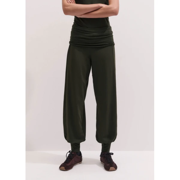 ME+EM Cuffed Jogger in Black