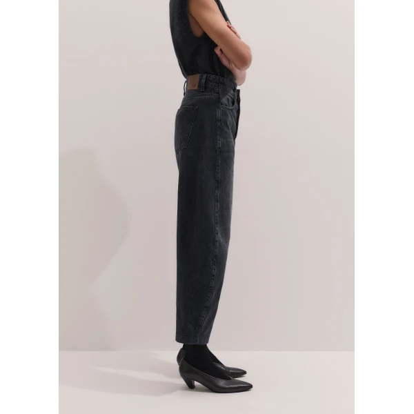 ME+EM Engineered Curve Jean in Charcoal Wash