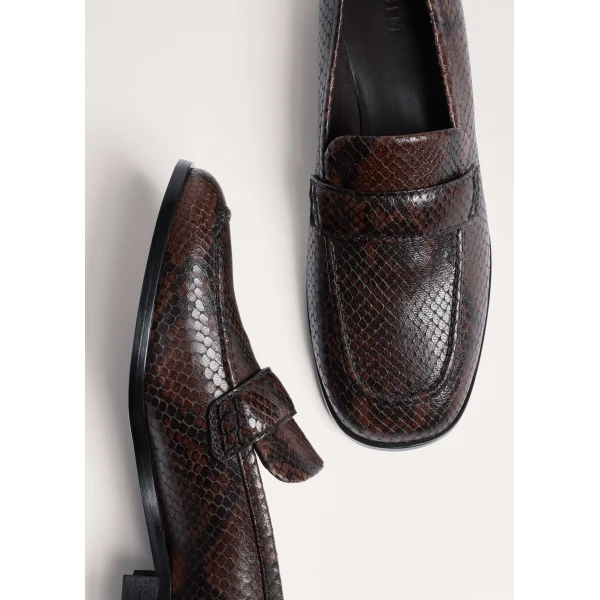ME+EM Square Toe Loafer in Tan/Chocolate