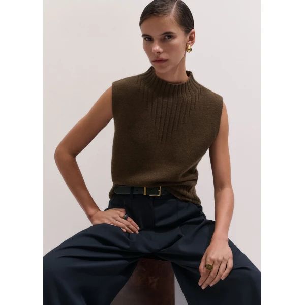 ME+EM Straight Knit Vest in Bronzed Brown