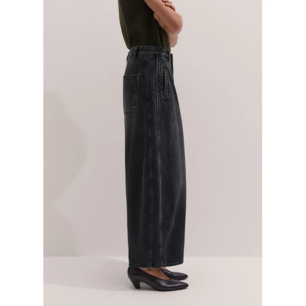 ME+EM Tailored Barrel Jean in Black Wash