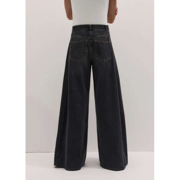 ME+EM Very Wide Taper Jean in Black Wash