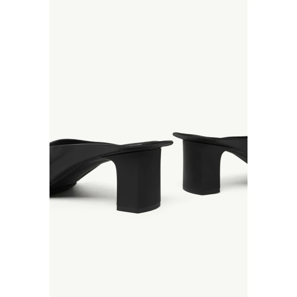 MM6 Maison Margiela Anatomic Leather Flip Flop Mules in Black, view 6 | Mules | Coveti