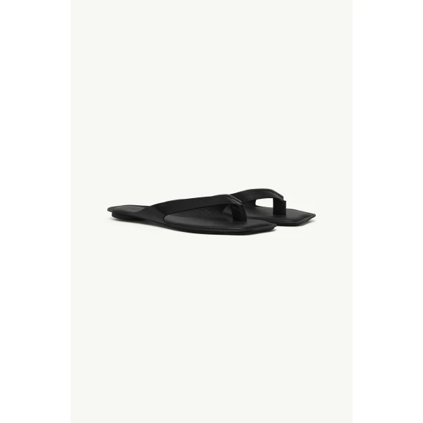 MM6 Maison Margiela Anatomic Leather Flip Flops in Black, view 3 | Flip Flops & Slides | Coveti