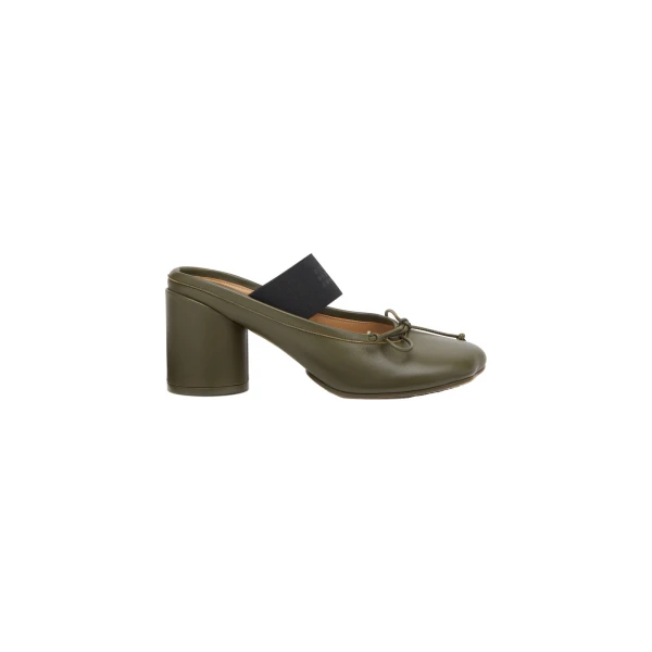 Anatomic Numeric Sandals in Olive