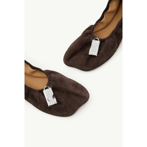 MM6 Maison Margiela Anatomic Travel Ballerinas in Suede in Mud, view 5 | Flats | Coveti