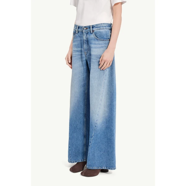 MM6 Maison Margiela Curved-Seam Wide-Leg Jeans in Blue, view 5 | Denim | Coveti