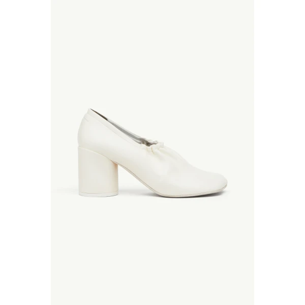 MM6 Maison Margiela Elasticated Anatomic Pumps in Grey, view 2 | Heels | Coveti