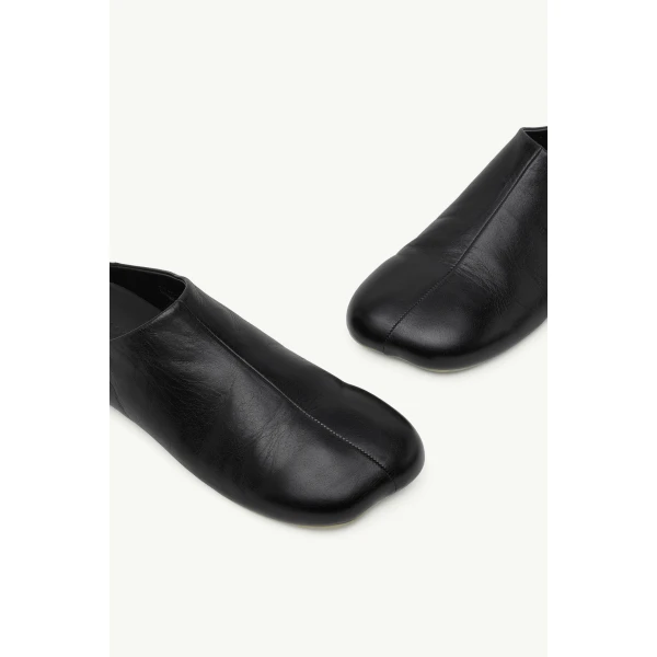 MM6 Maison Margiela Factory Sabots in Black, view 5 | Mules | Coveti