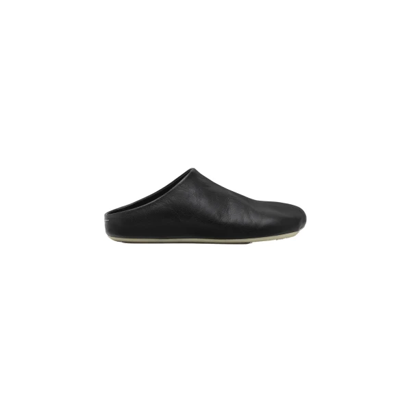 MM6 Maison Margiela Factory Sabots in Black | Mules | Coveti