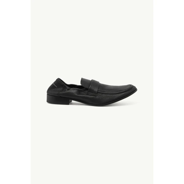 MM6 Maison Margiela Leather Swing Toe Loafers in Black, view 2 | Loafers | Coveti