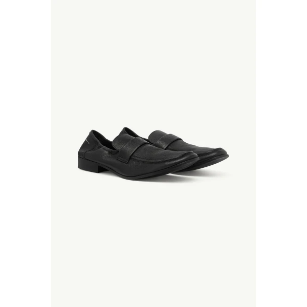 MM6 Maison Margiela Leather Swing Toe Loafers in Black, view 3 | Loafers | Coveti