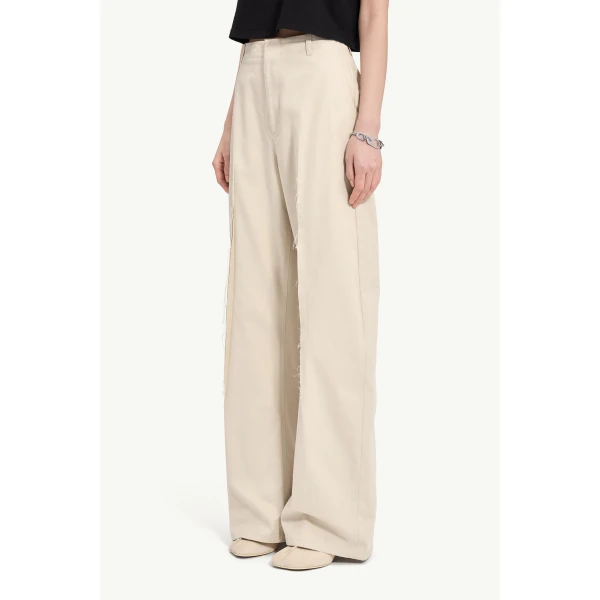 MM6 Maison Margiela Light Cotton Twill Wide-Leg Trousers in Ecru, view 5 | Wide leg pants | Coveti