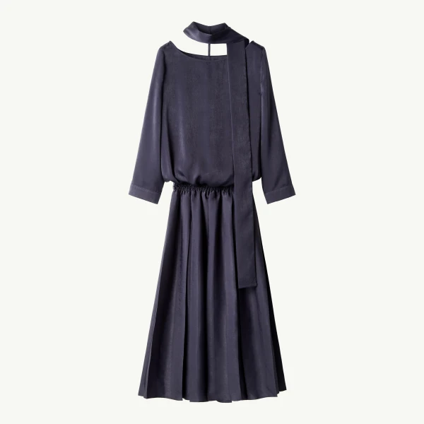 Lining-Look Dress in Blue