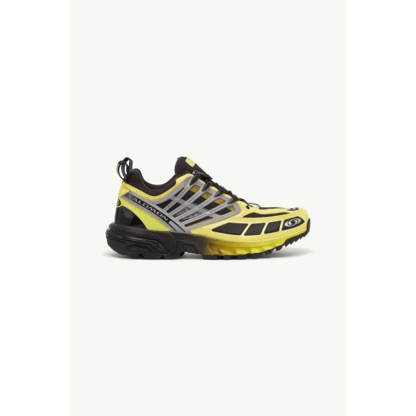 MM6 Maison Margiela MM6 x Salomon ACS Pro in Black and Yellow, view 2 | Sneakers | Coveti