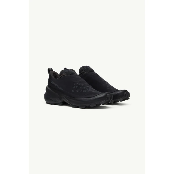 MM6 Maison Margiela MM6 x Salomon Cross Dust Sneaker in Black, view 3 | Sneakers | Coveti