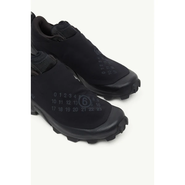MM6 Maison Margiela MM6 x Salomon Cross Dust Sneaker in Black, view 5 | Sneakers | Coveti