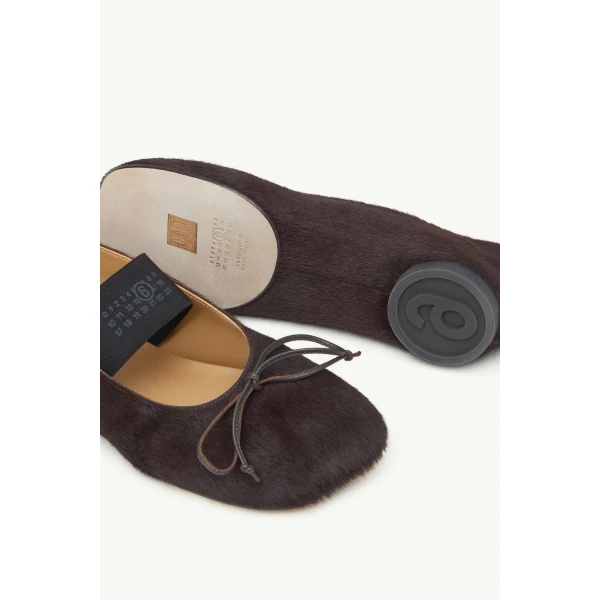 MM6 Maison Margiela Numeric Elastic Ballerinas in Ponyhair in Tapenade, view 6 | Flats | Coveti
