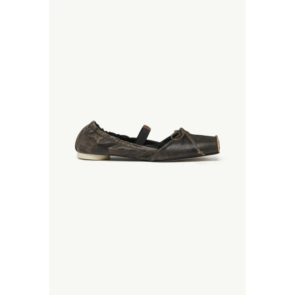 MM6 Maison Margiela Square-Toe Leather Ballerina Shoes in Doe Brown, view 2 | Flats | Coveti