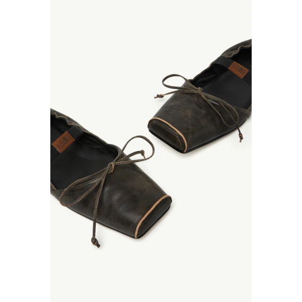 MM6 Maison Margiela Square-Toe Leather Ballerina Shoes in Doe Brown, view 5 | Flats | Coveti