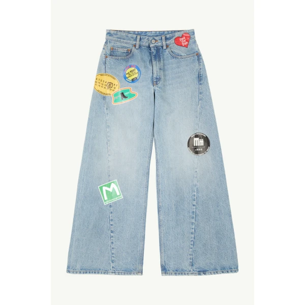 MM6 Maison Margiela Sticker-Print Wide-Leg Jeans in Blue, view 6 | Denim | Coveti