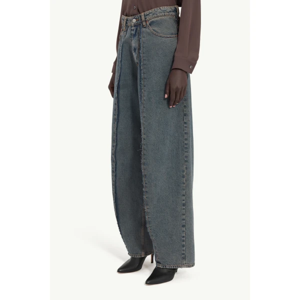 MM6 Maison Margiela Wide-Leg Jeans in Light Grey, view 5 | Denim | Coveti