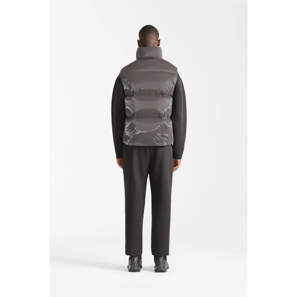Mackage Kane-GLO High-Gloss Down Vest in Carbon