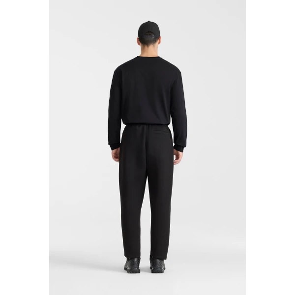 Mackage Trey Long Sleeve Crew Neck T-Shirt in Black