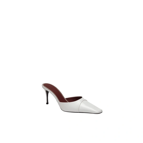 Pointed-toe mules in white leather