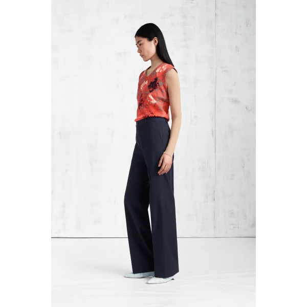 Maison Margiela Argyle Knit Sleeveless Top in Red | Sweaters | Coveti