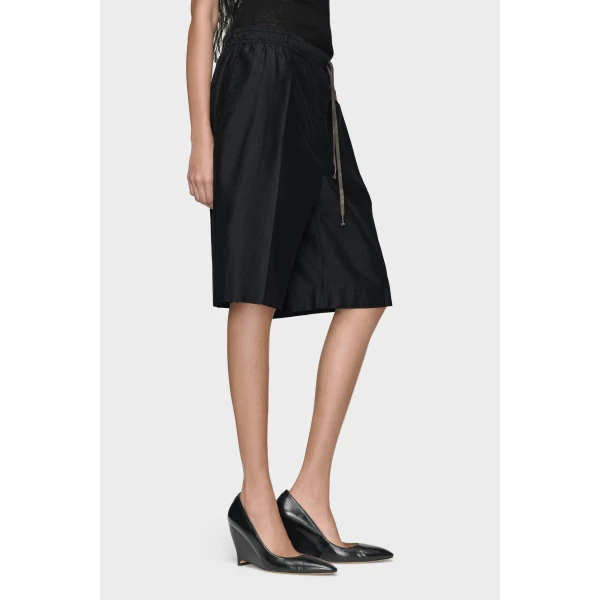 Maison Margiela Cotton Drawstring Shorts in Dark Blue | Shorts | Coveti