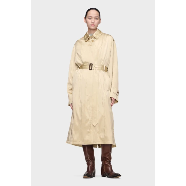 Maison Margiela Creased Silk Trench Coat in Pink Beige | Trench Coat | Coveti