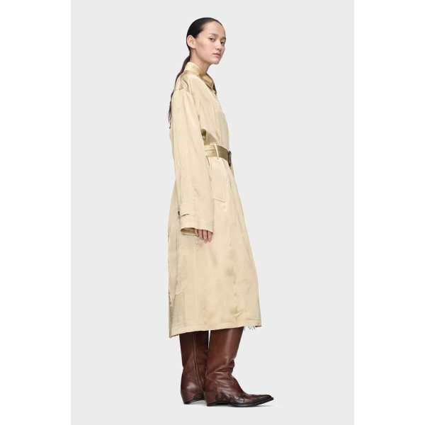 Maison Margiela Creased Silk Trench Coat in Pink Beige | Trench Coat | Coveti
