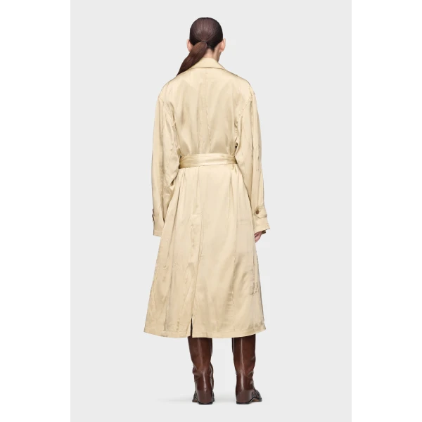 Maison Margiela Creased Silk Trench Coat in Pink Beige | Trench Coat | Coveti