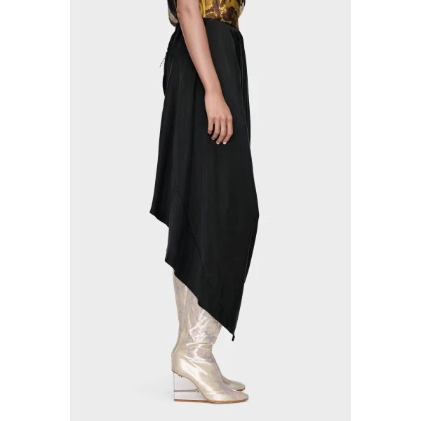 Maison Margiela Draped Midi Skirt in Black | Midi Skirts | Coveti