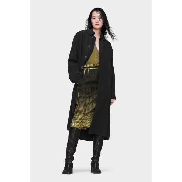 Maison Margiela Peached Trench Coat in Black | Trench Coat | Coveti