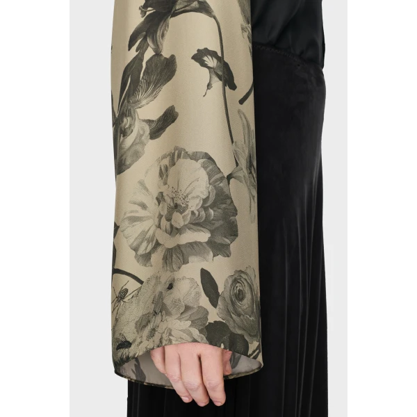 Maison Margiela Silk Floral Shirt in Black | Shirts | Coveti