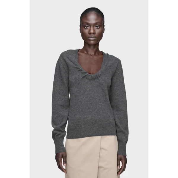 Maison Margiela Twisted Knit Crewneck Sweater in Grey | Sweaters | Coveti
