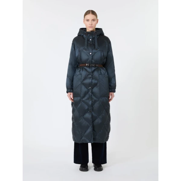 Max Mara Abete Long Quilted Water-Repellent Puffer in Midnight Blue | Coats | Coveti