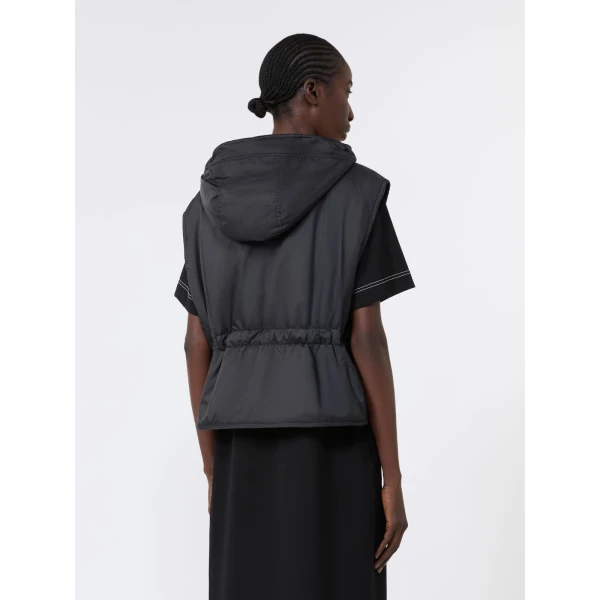 Max Mara Accenni Reversible Padded Canvas Gilet in Black | Vests | Coveti