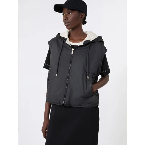 Max Mara Accenni Reversible Padded Canvas Gilet in Black | Vests | Coveti
