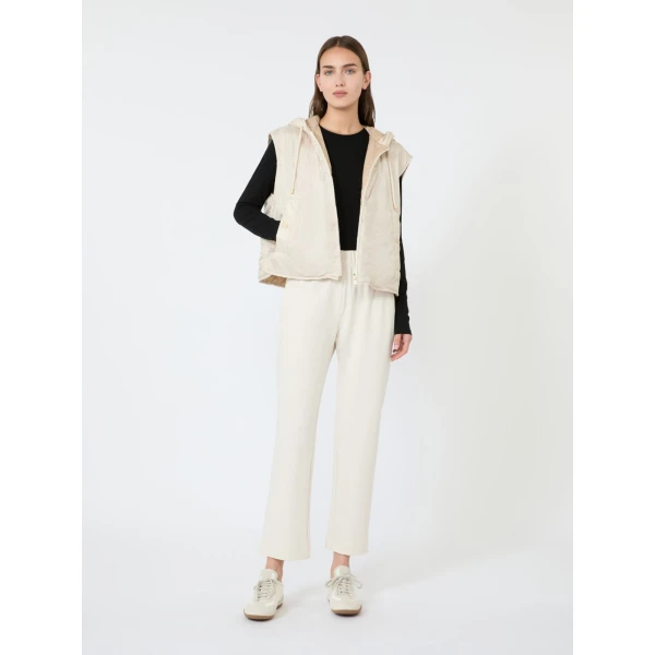 Max Mara Accenni Reversible Padded Canvas Gilet in Ivory | Vests | Coveti