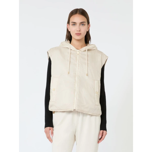 Max Mara Accenni Reversible Padded Canvas Gilet in Ivory | Vests | Coveti