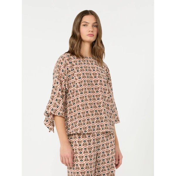 Max Mara Adone Printed Silk Crepe de Chine Blouse in Antique Rose | Blouse | Coveti