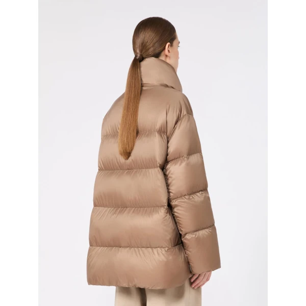 Max Mara Adorato Roomy Water-Repellent Puffer Jacket in Camel | Jackets | Coveti